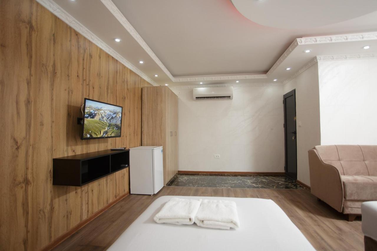 B H B Apartmani 노비파자르 외부 사진